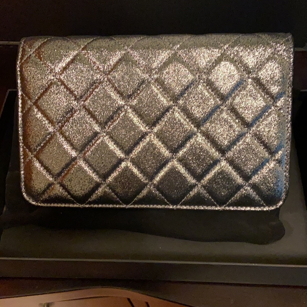 Chanel wallet on a chain - Picture 6 of 9